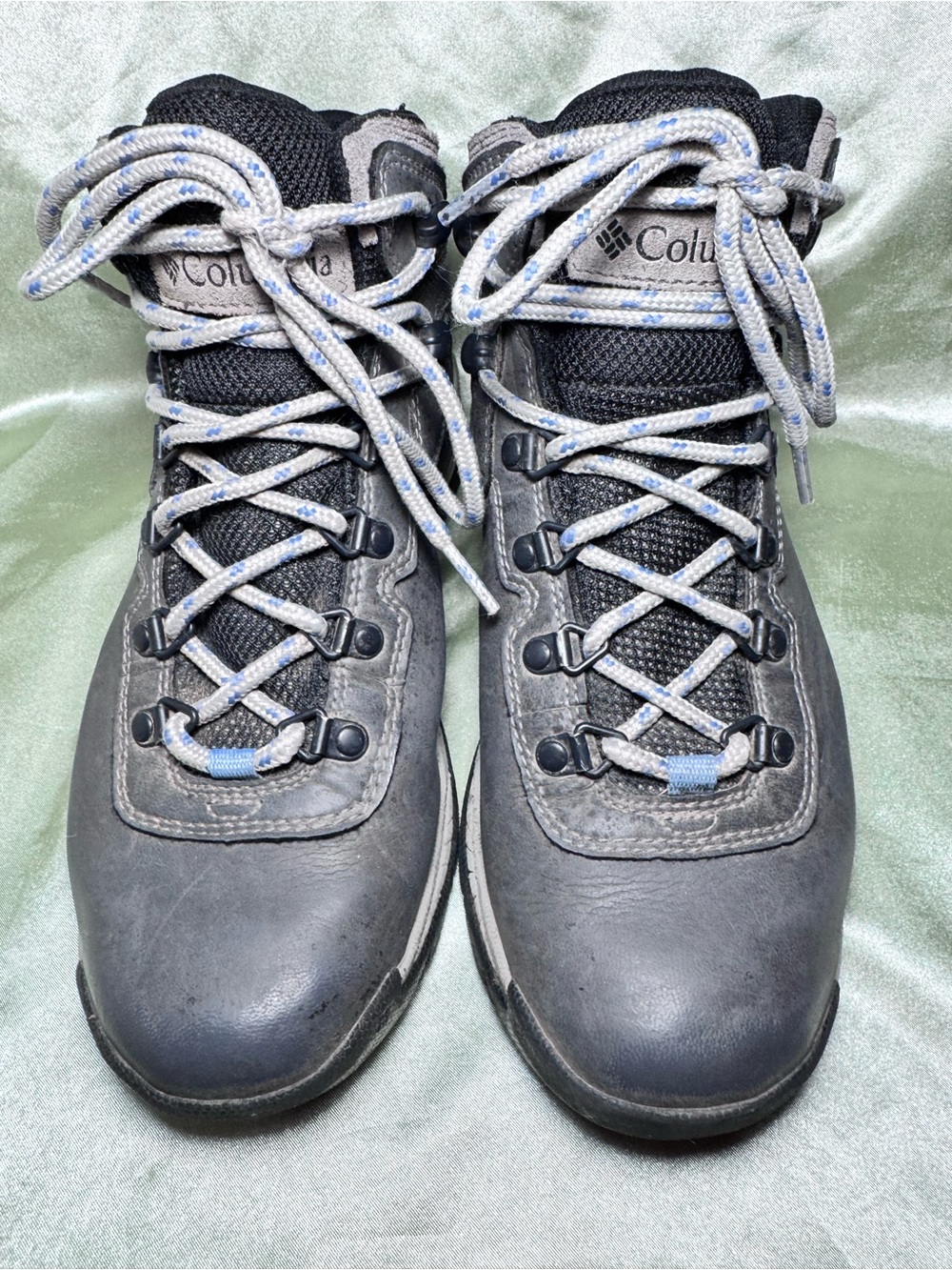 ⁠Columbia Newton Ridge Plus Wide Hiking Boots Grey BK3783-052 Women Size 7⁠ WIDE - Picture 2 of 8